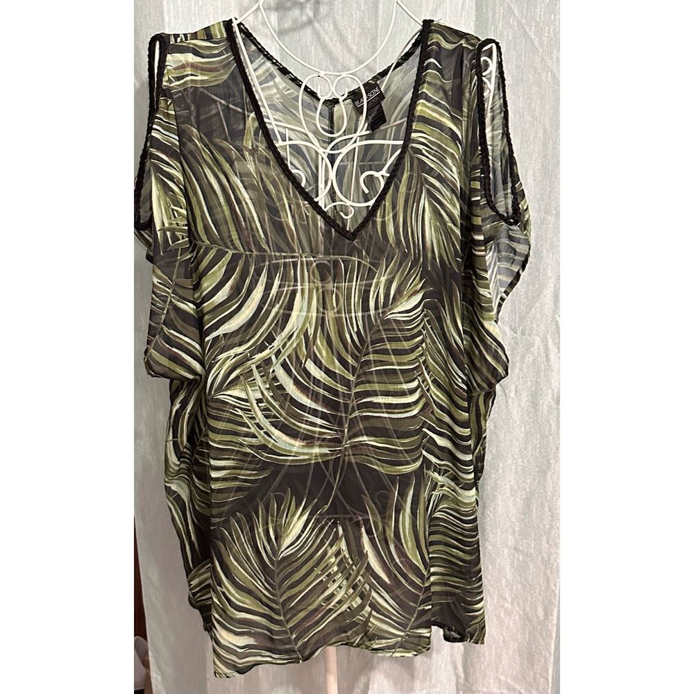 Beautiful Women's Beach Scene Jasmine Shoulder Slit Cover-Up size 1X
by Beach Sc